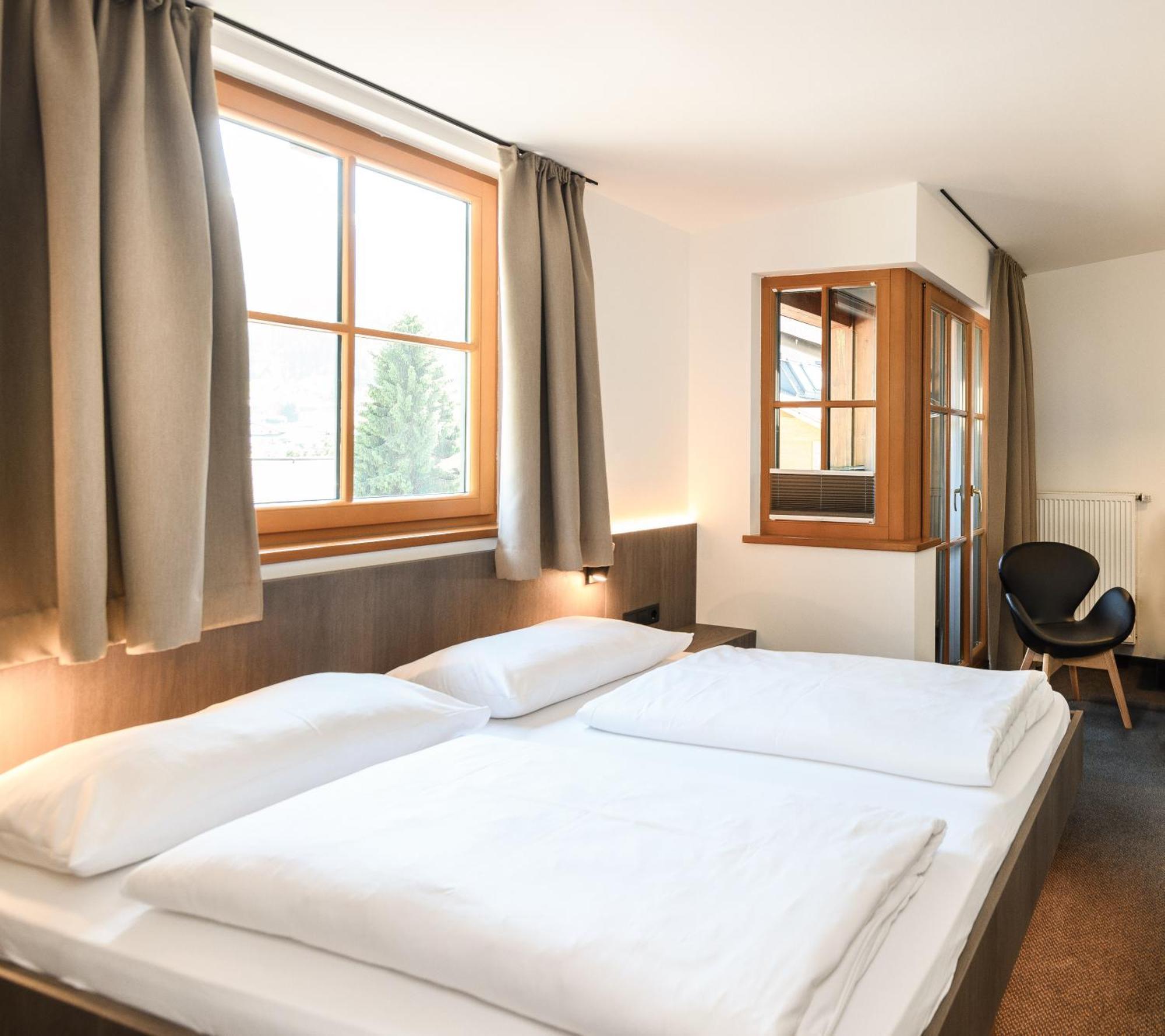 Double Room,1673928226:JPEG